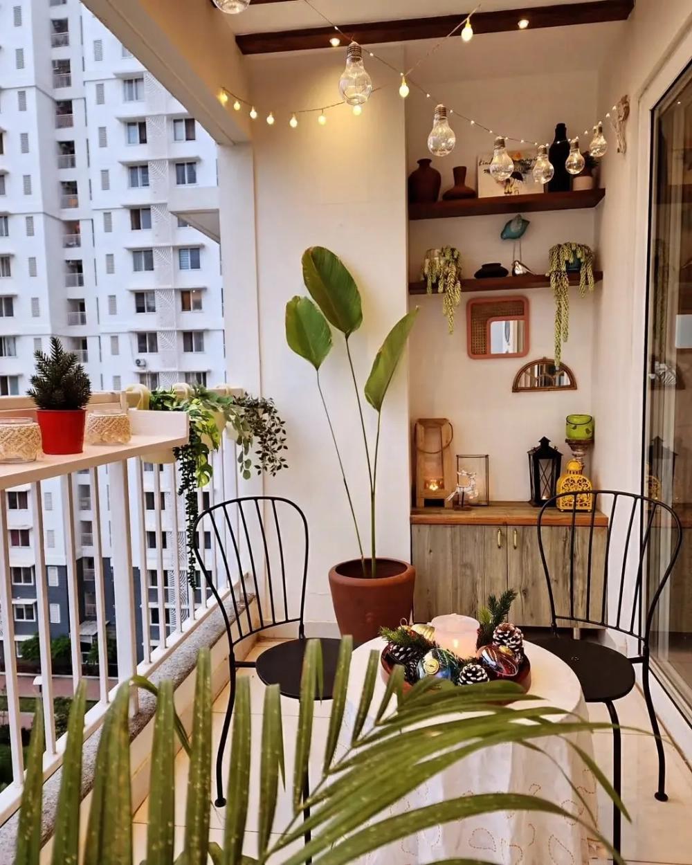 Ý tưởng decor ban công 3m2 đầy đủ tiện nghi