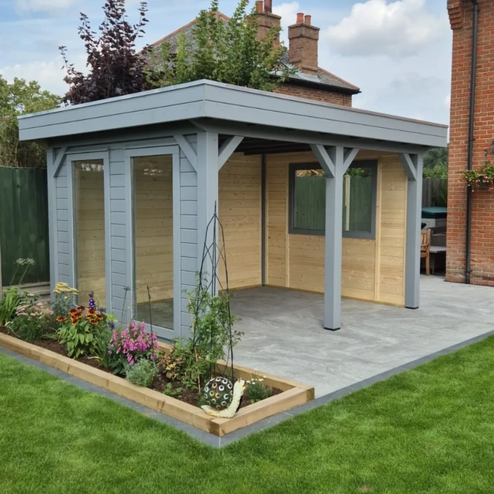 Không gian chòi nghỉ bên hồ cá koi tạo cảm giác thư thái tuyệt đối