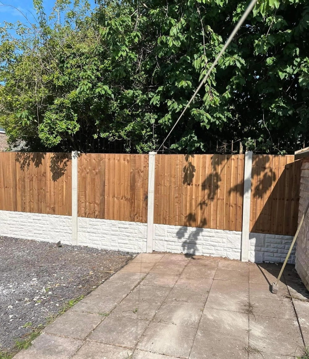 Cách trang trí hàng rào sân vườn lưới b40 đẹp và tiết kiệm