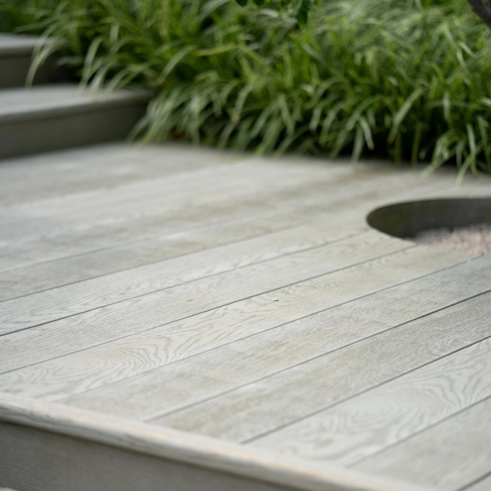 Quy trình thi công sàn gỗ sân vườn chuyên nghiệp và đúng kỹ thuật