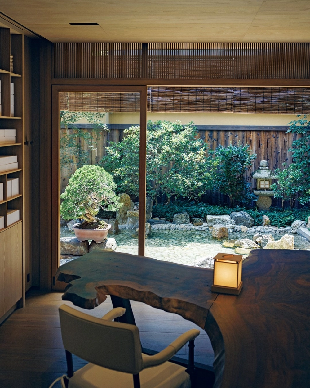 Khu vực sân vườn nhỏ trồng rau sạch tại gia