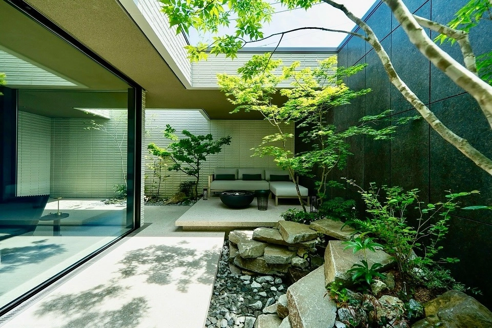 Bố trí sân vườn nhỏ hợp phong thủy thu hút tài lộc