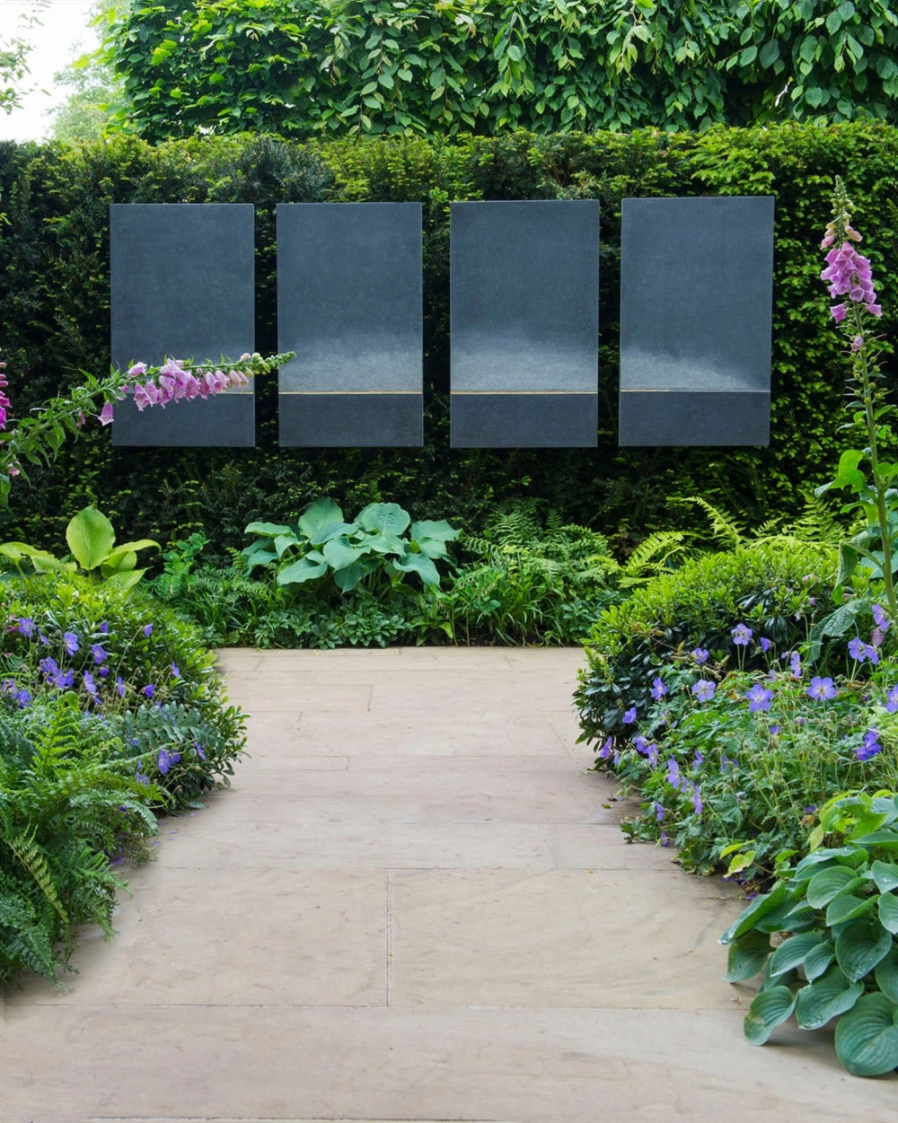 Quy trình thi công sân vườn chuyên nghiệp từ khảo sát đến bàn giao