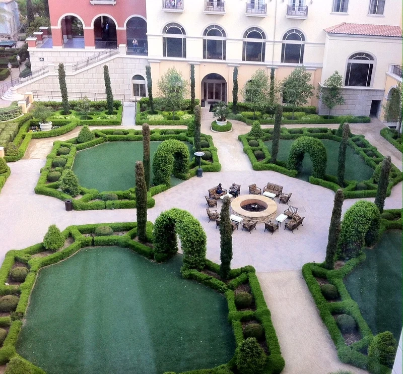 Chất lượng cao với thiết kế sân vườn cổ điển ảnh full hd