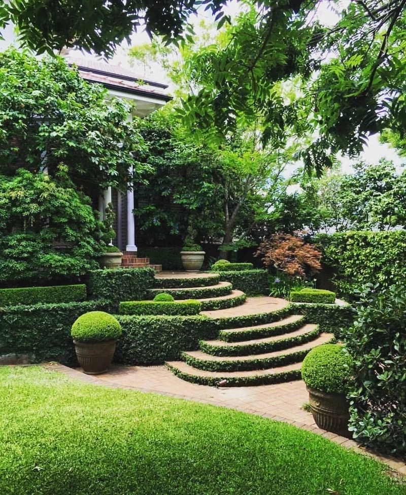 Mẫu đẹp ấn tượng thiết kế sân vườn cổ điển mẫu đẹp
